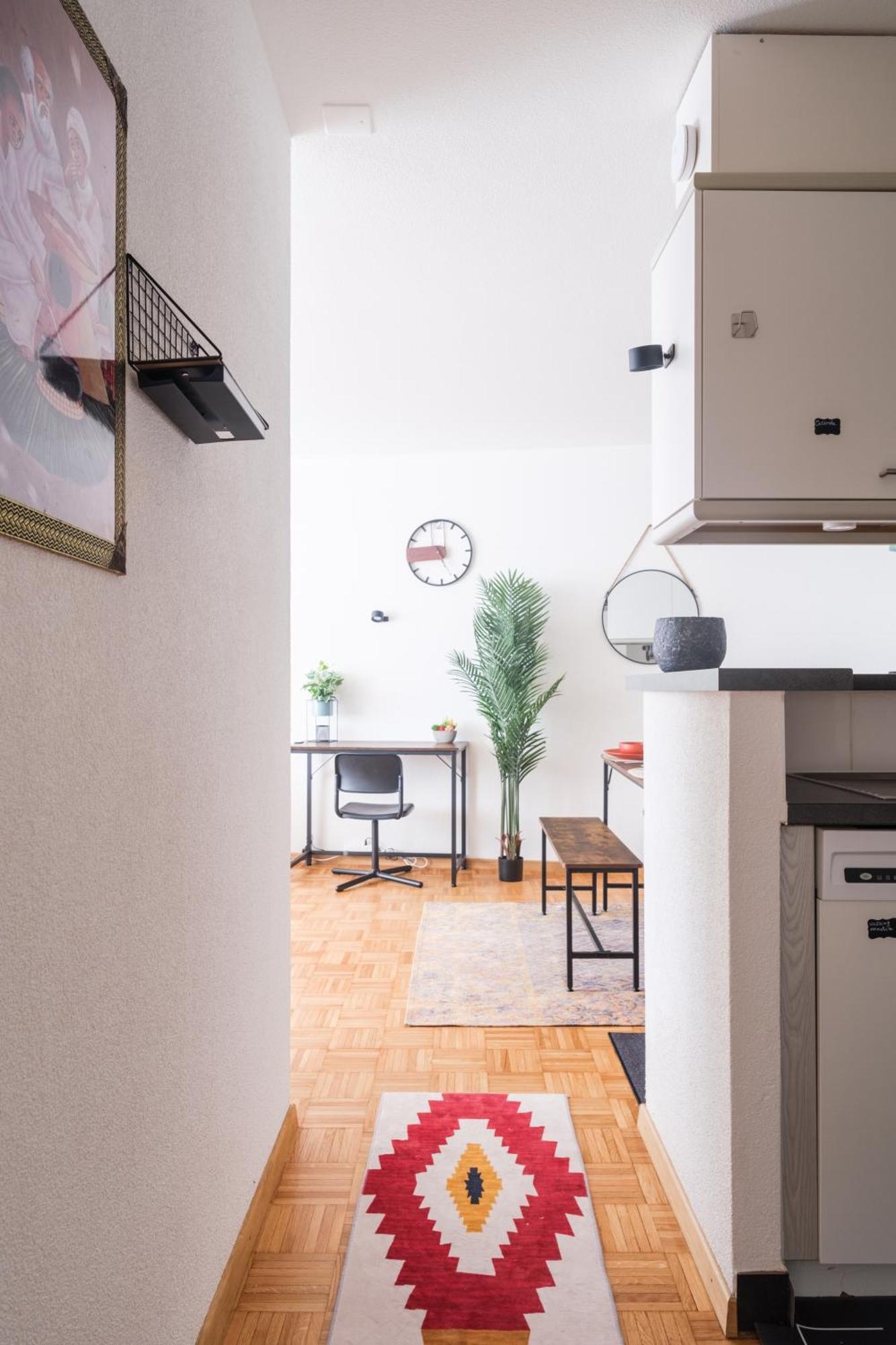 City Central Comfort Λωζάνη Εξωτερικό φωτογραφία